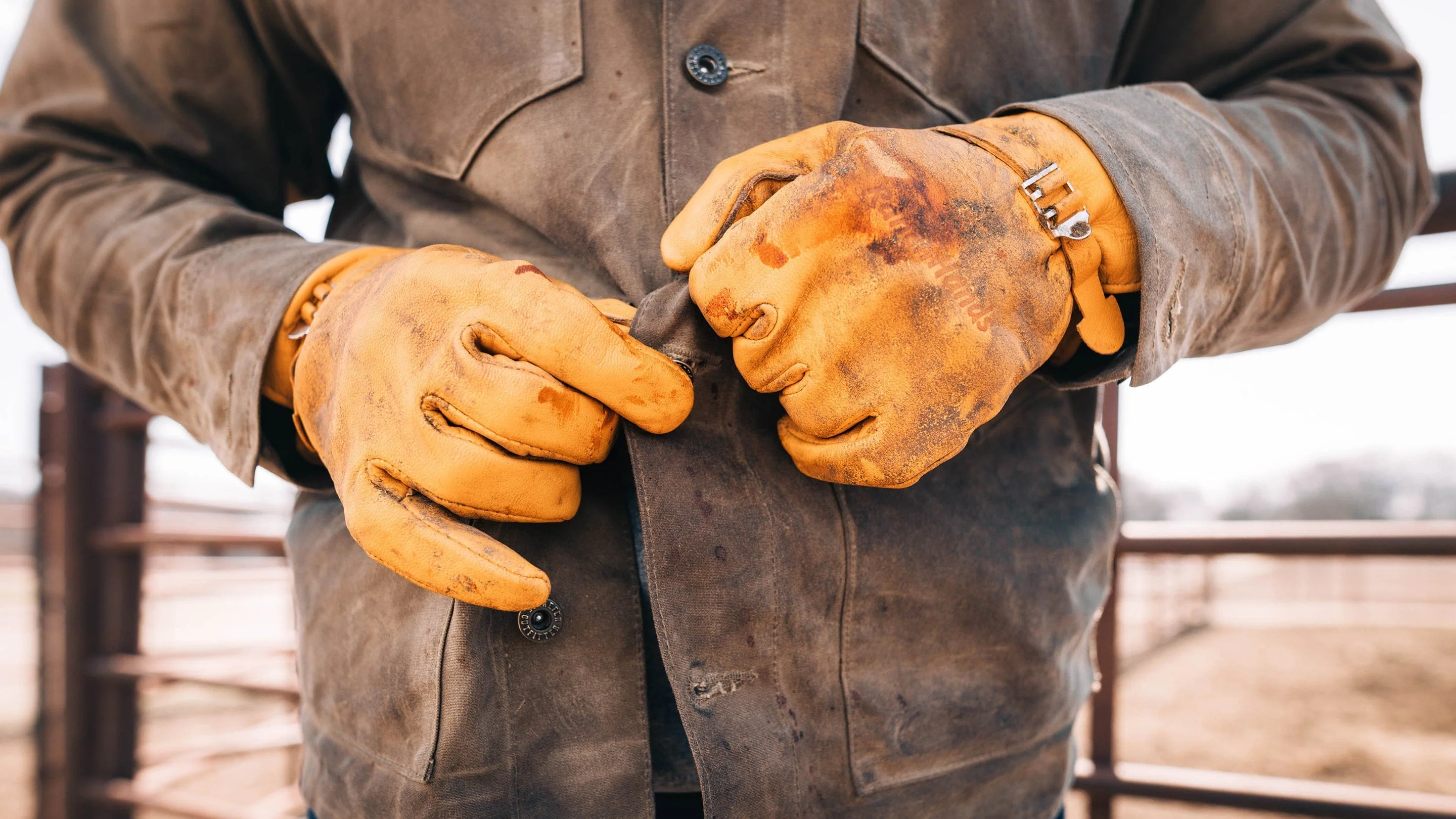 I 3 migliori guanti per il cantiere: protezione definitiva per lavori difficili I migliori 3 guanti per il cantiere