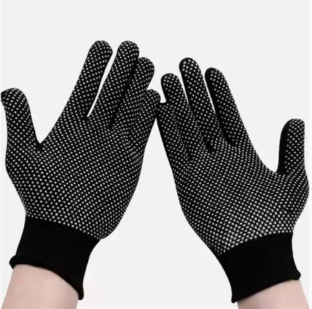 13 Gauge Polyester with PVC Dots Coated Gloves with Competitive Price
